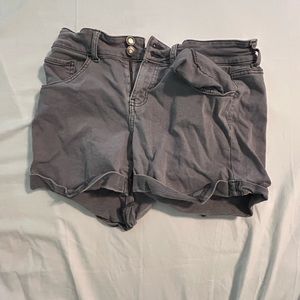 SO: Gray, Denim Jean shorts.